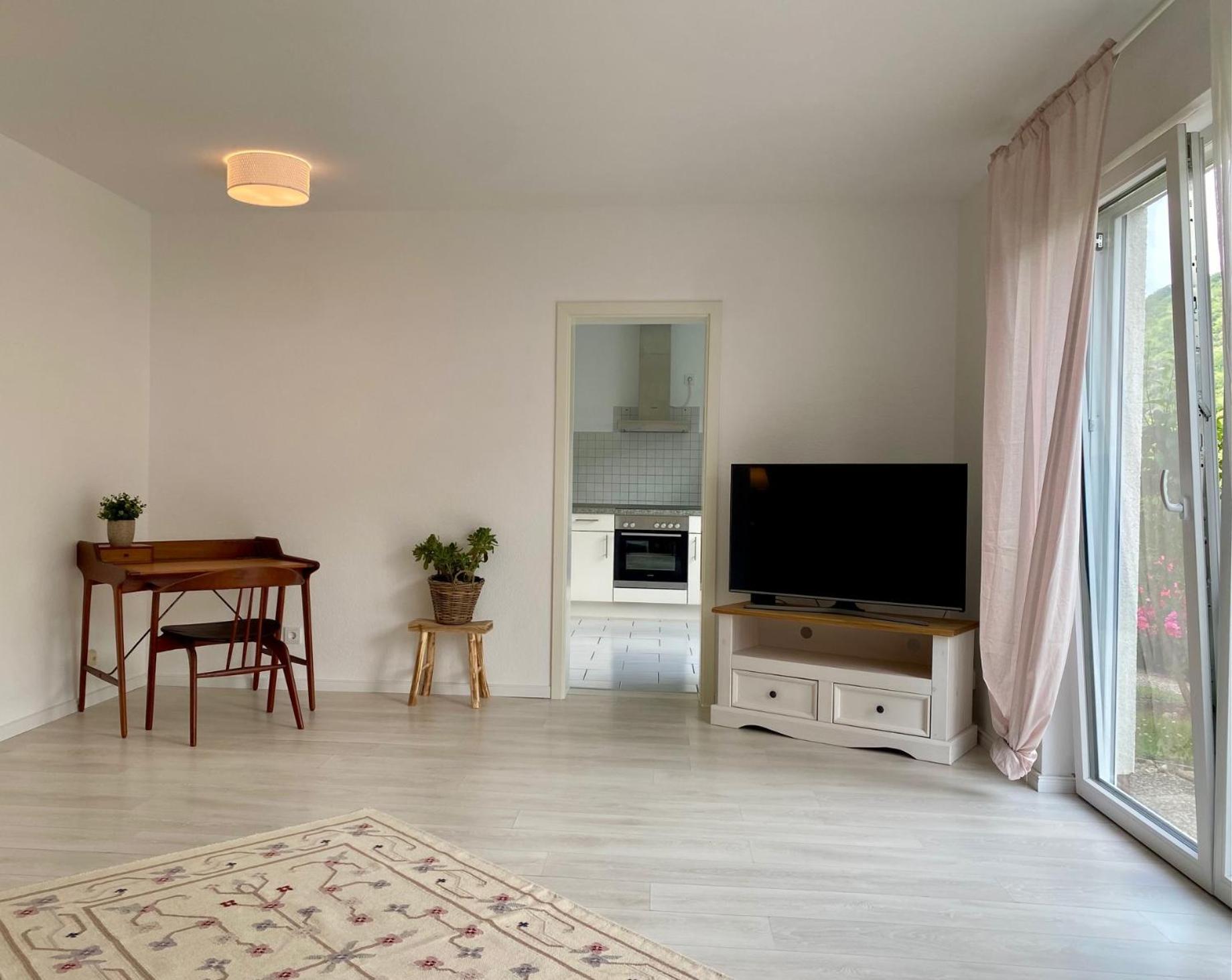 Neu: Ferienwohnung Zum Nussbaum - Landhausstil & Moseltalblick 特拉本特拉巴赫 外观 照片